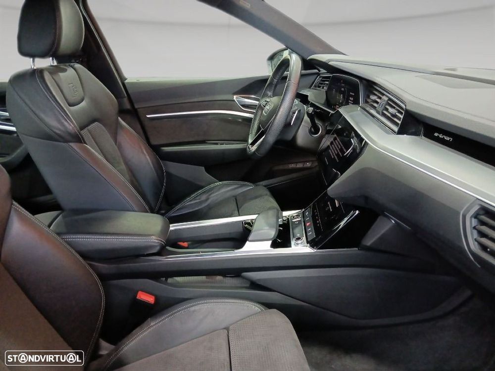 Audi e-tron 55 quattro S line - 15