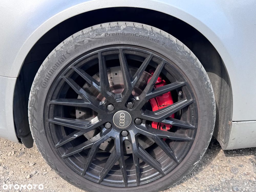 Audi A4 Avant 1.8T Quattro - 10