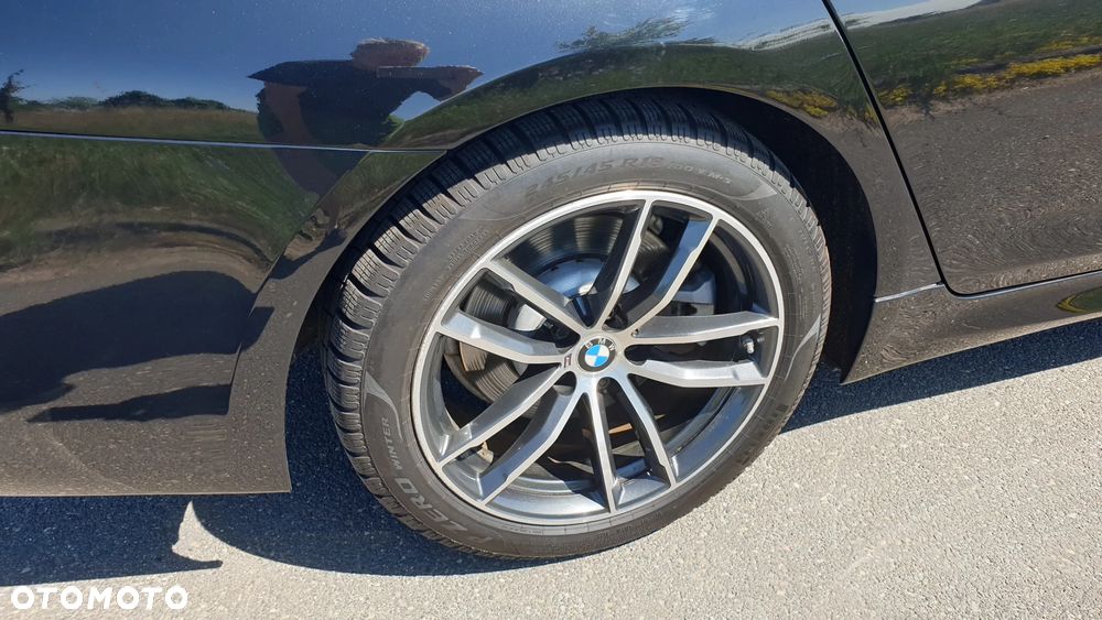 BMW Seria 5 520d MHEV Sport - 14