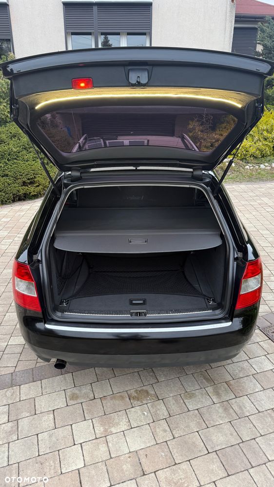 Audi A4 Avant - 22
