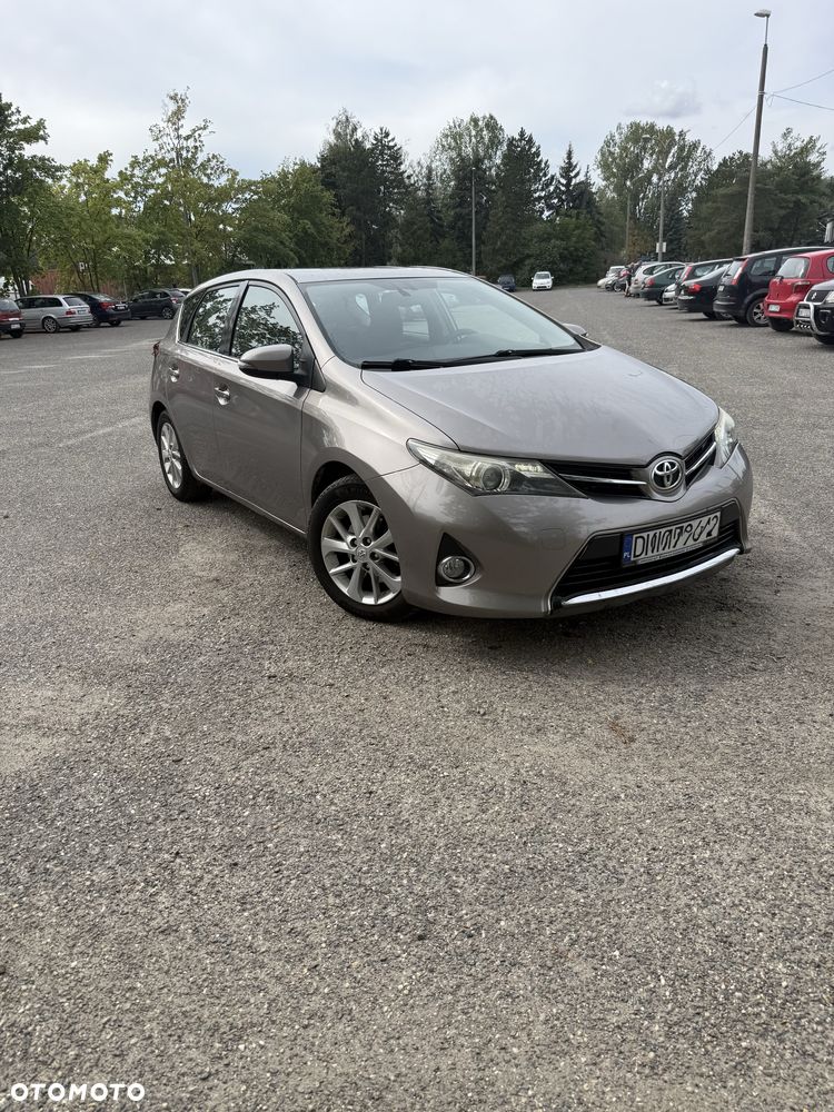 Toyota Auris - 5