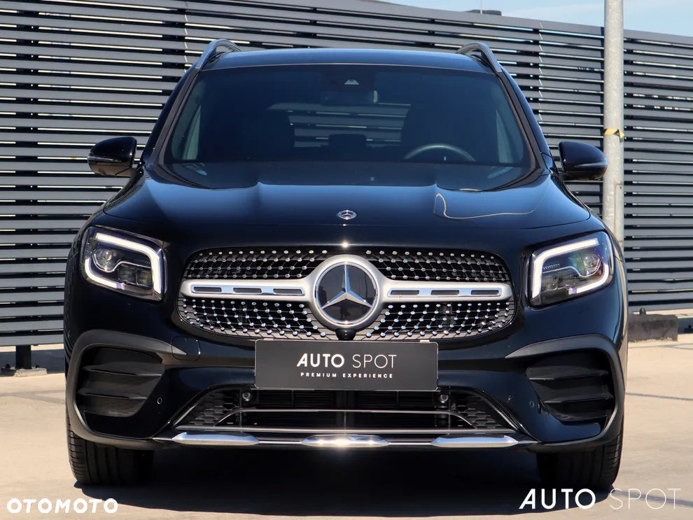Mercedes-Benz GLB 250 4-Matic AMG Line 8G-DCT - 11