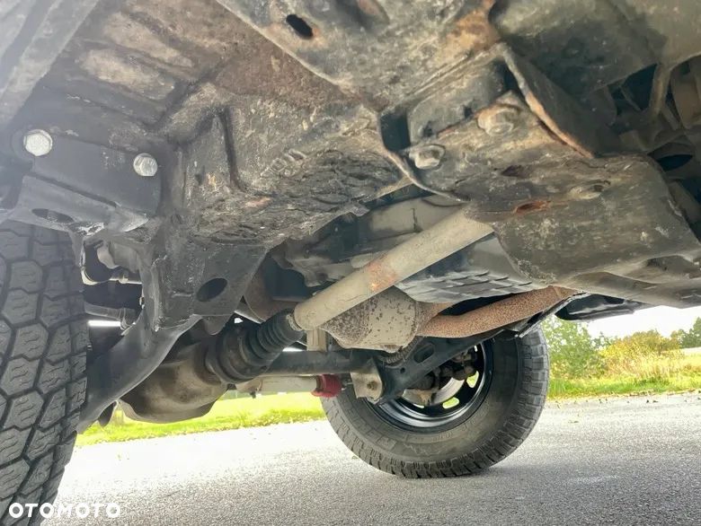 Jeep Grand Cherokee 4.7 Overland - 22