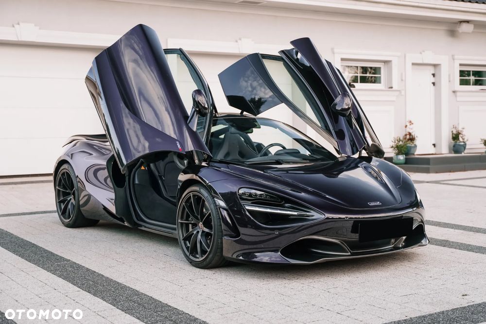 McLaren 720S Coupe - 1