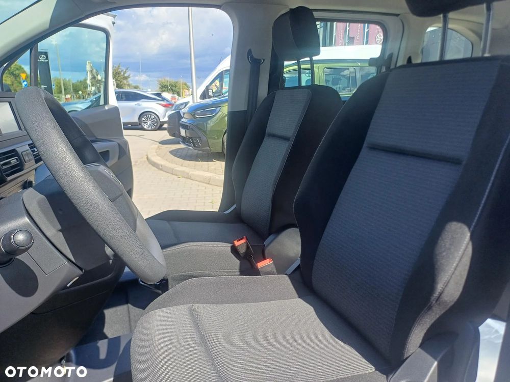 Toyota Proace City Verso 1.5 D-4D Combi - 15