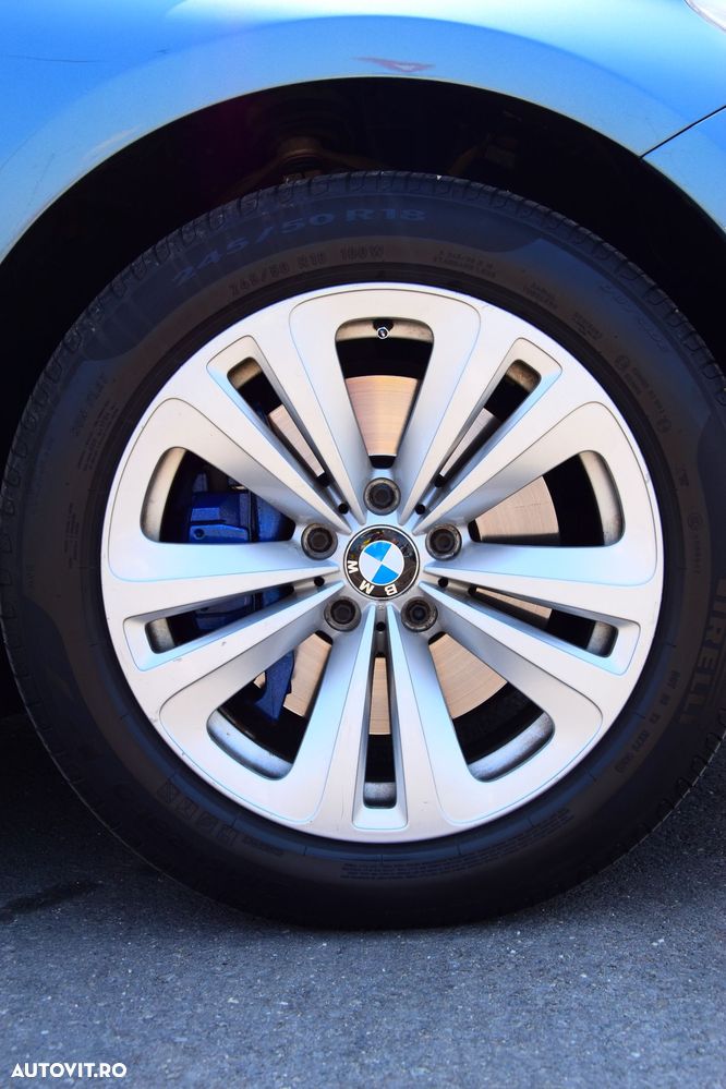 BMW Seria 5 520d - 22