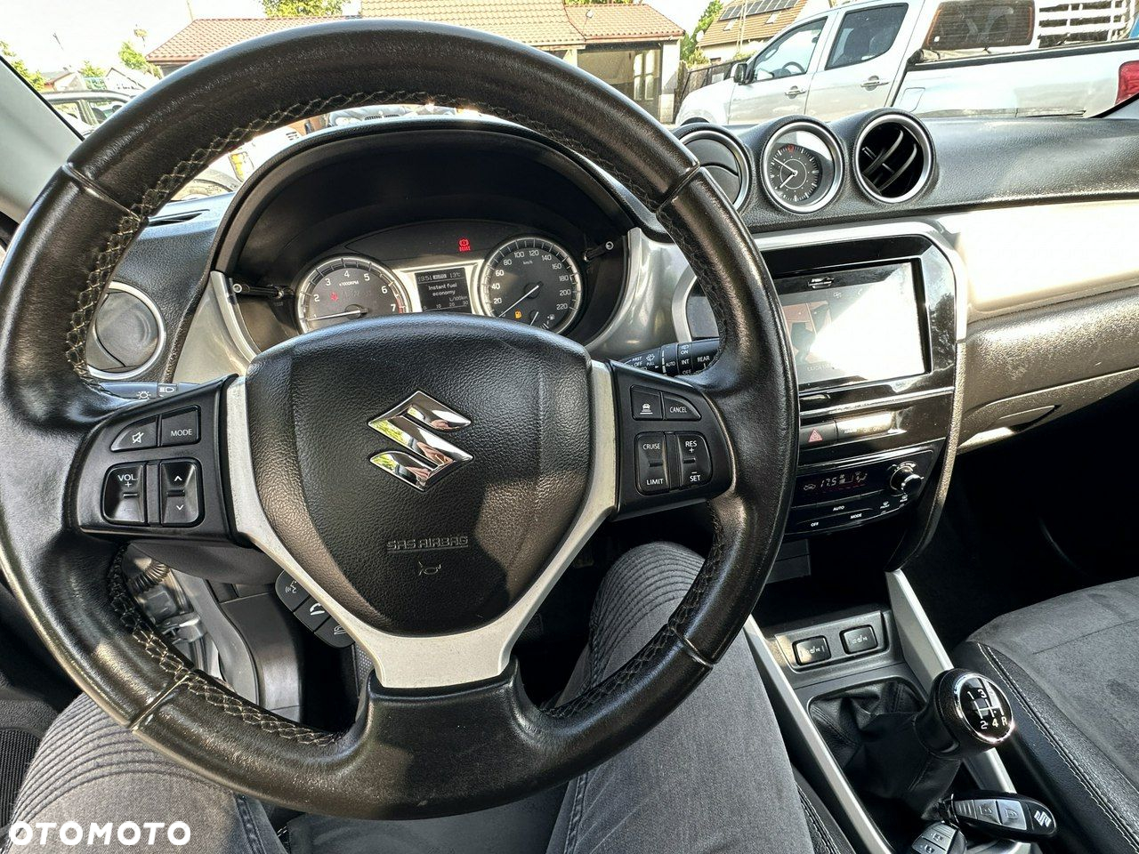 Suzuki Vitara 1.6 Premium 4WD - 7
