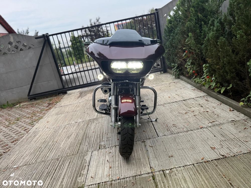 Harley-Davidson Touring Road Glide - 8