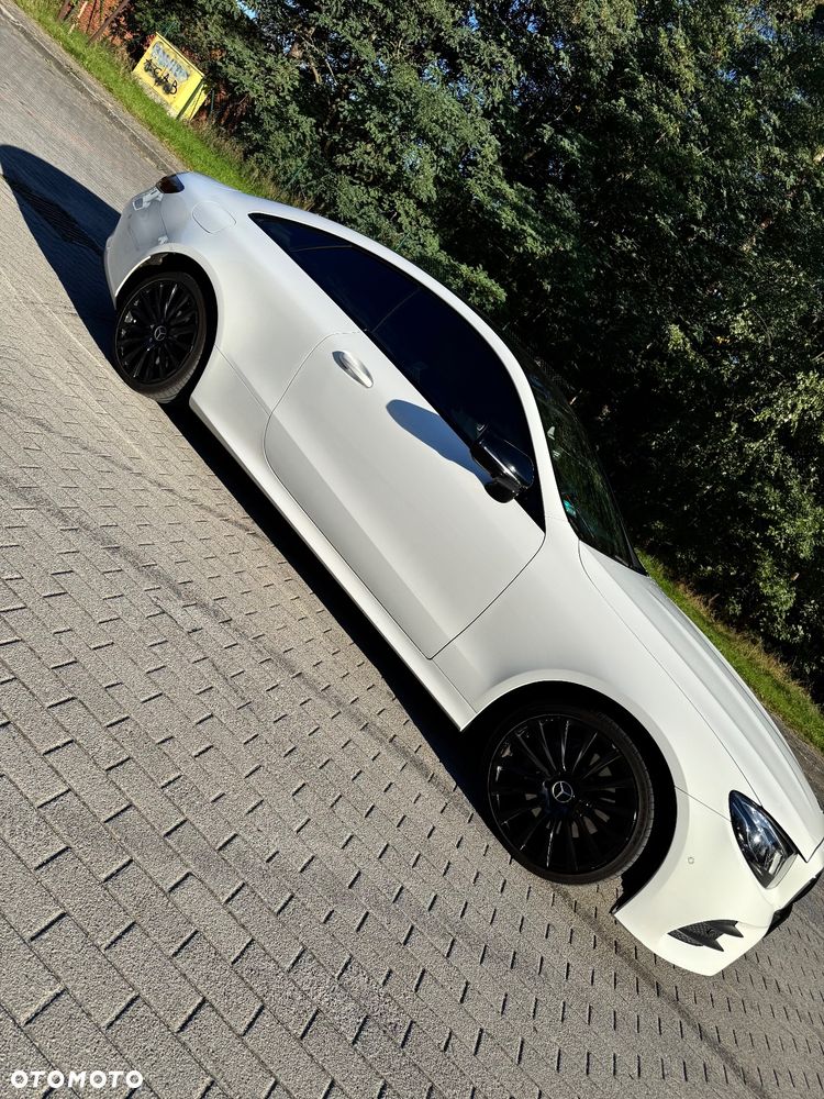 Mercedes-Benz Klasa E 200 9G-TRONIC - 1