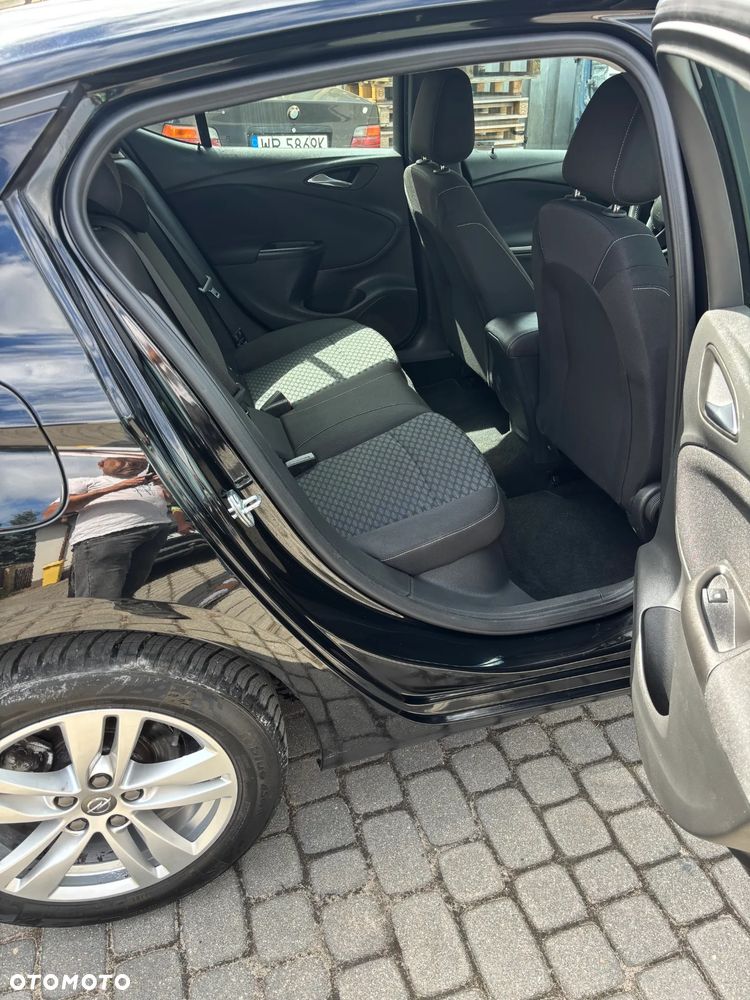 Opel Astra - 16
