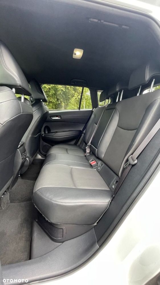 Toyota Corolla Cross 2.0 Hybrid Executive - 11
