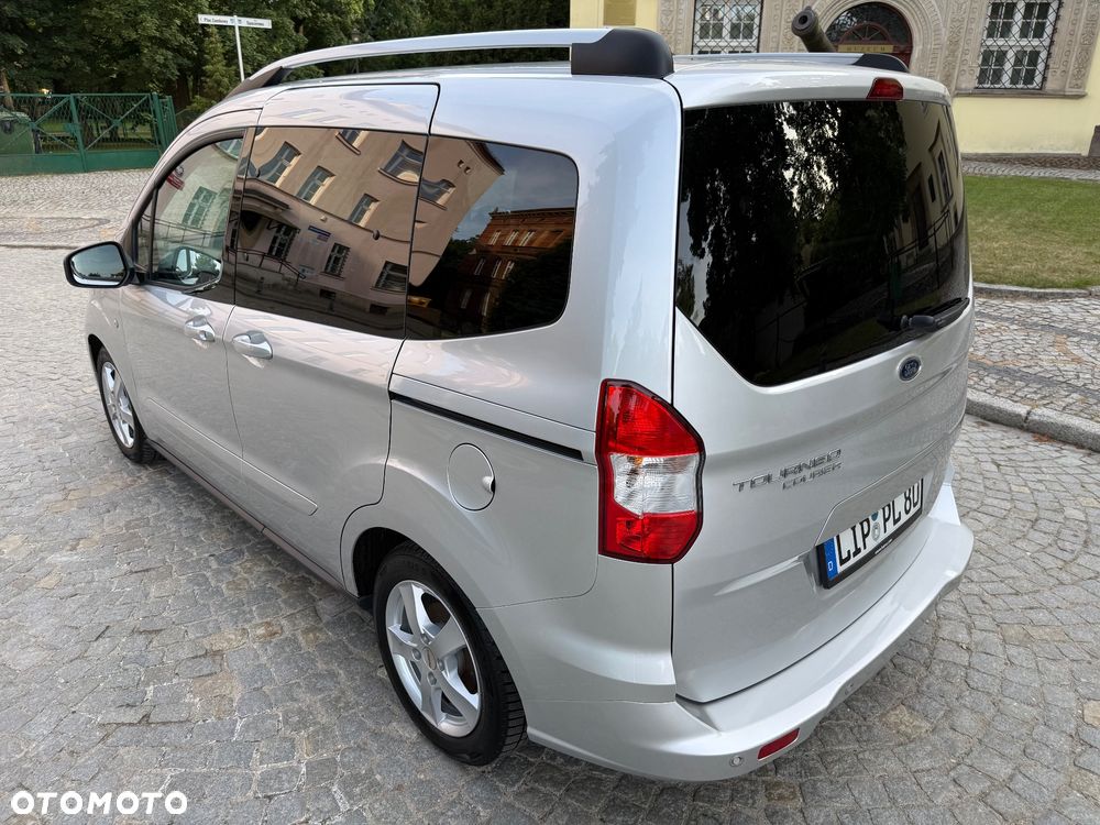 Ford Tourneo Courier 1.5 TDCi S&S Titanium - 4