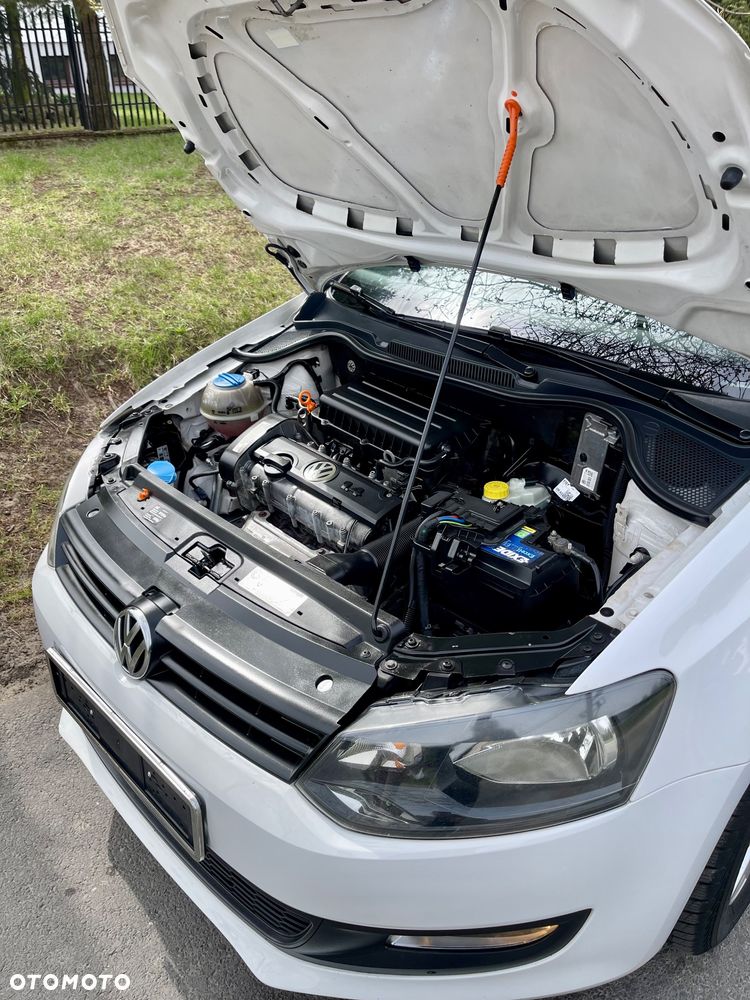 Volkswagen Polo 1.4 Highline - 26