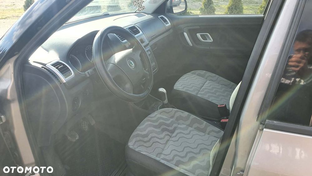 Skoda Fabia - 4