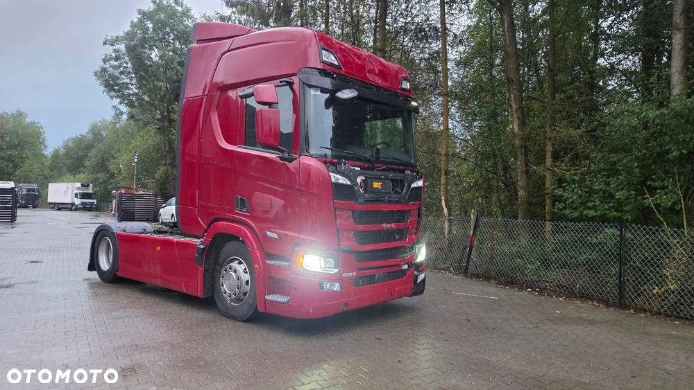 Scania R460