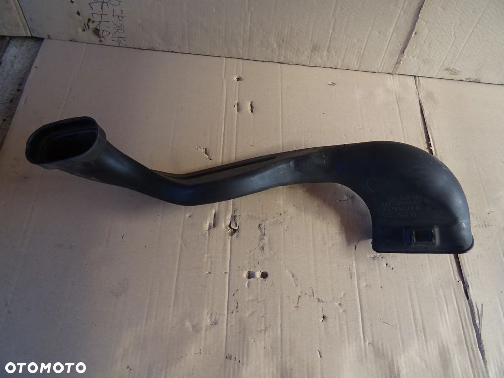 ŁAPACZ WLOT DOLOT PRZEWÓD POWIETRZA OPEL ZAFIRA TOURER C 1,6 1,8 1,4 T TURBO - 8