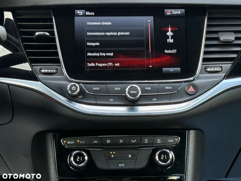 Opel Astra 1.4 T Dynamic S&S - 9