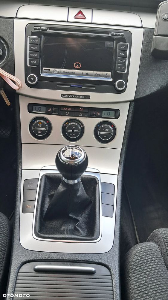 Volkswagen Passat - 23