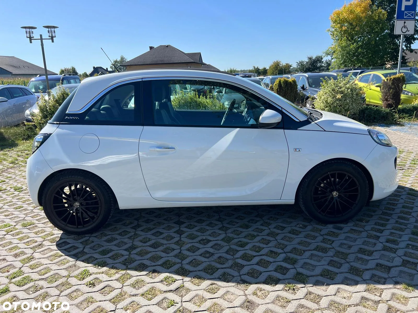 Opel Adam 1.2 Open Air - 30
