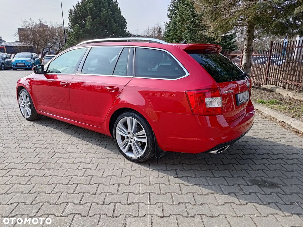 Skoda Octavia 2.0 TDI RS DSG - 6