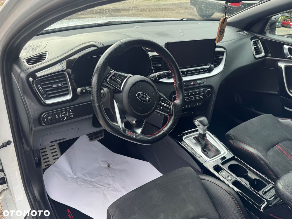 Kia ProCeed 1.6 T-GDI DCT7 OPF GT - 15