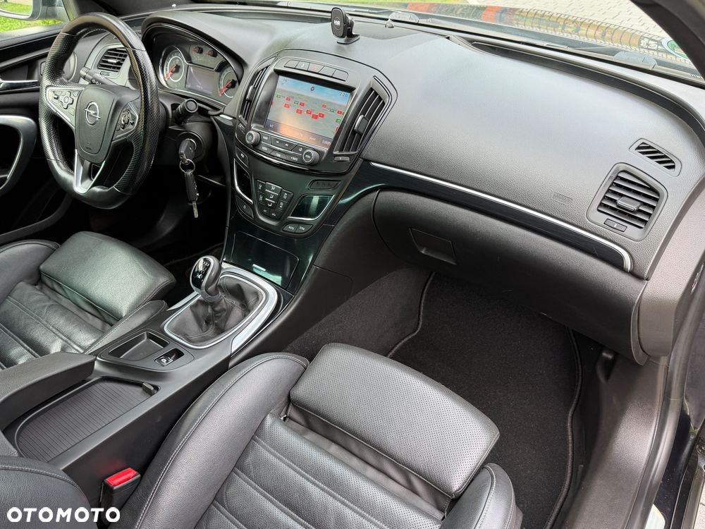 Opel Insignia 2.0 T Cosmo S&S - 34