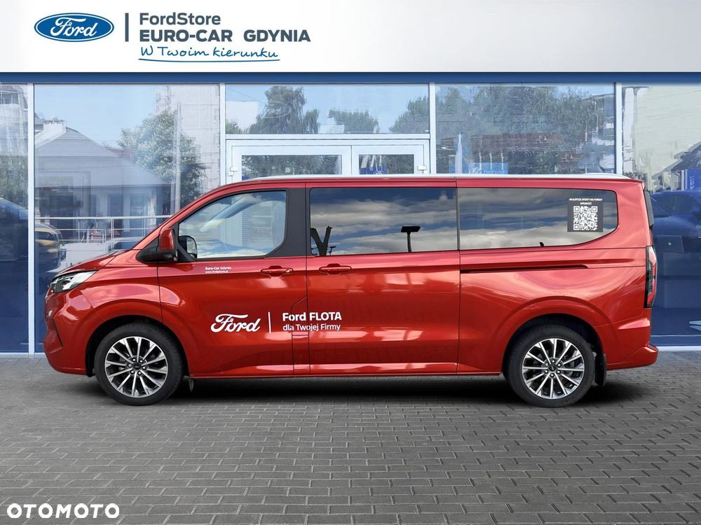 Ford Tourneo Custom - 4