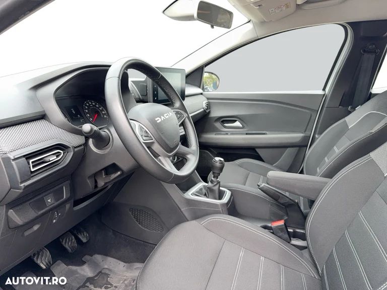 Dacia Sandero TCe 90 MT5 Expression - 11