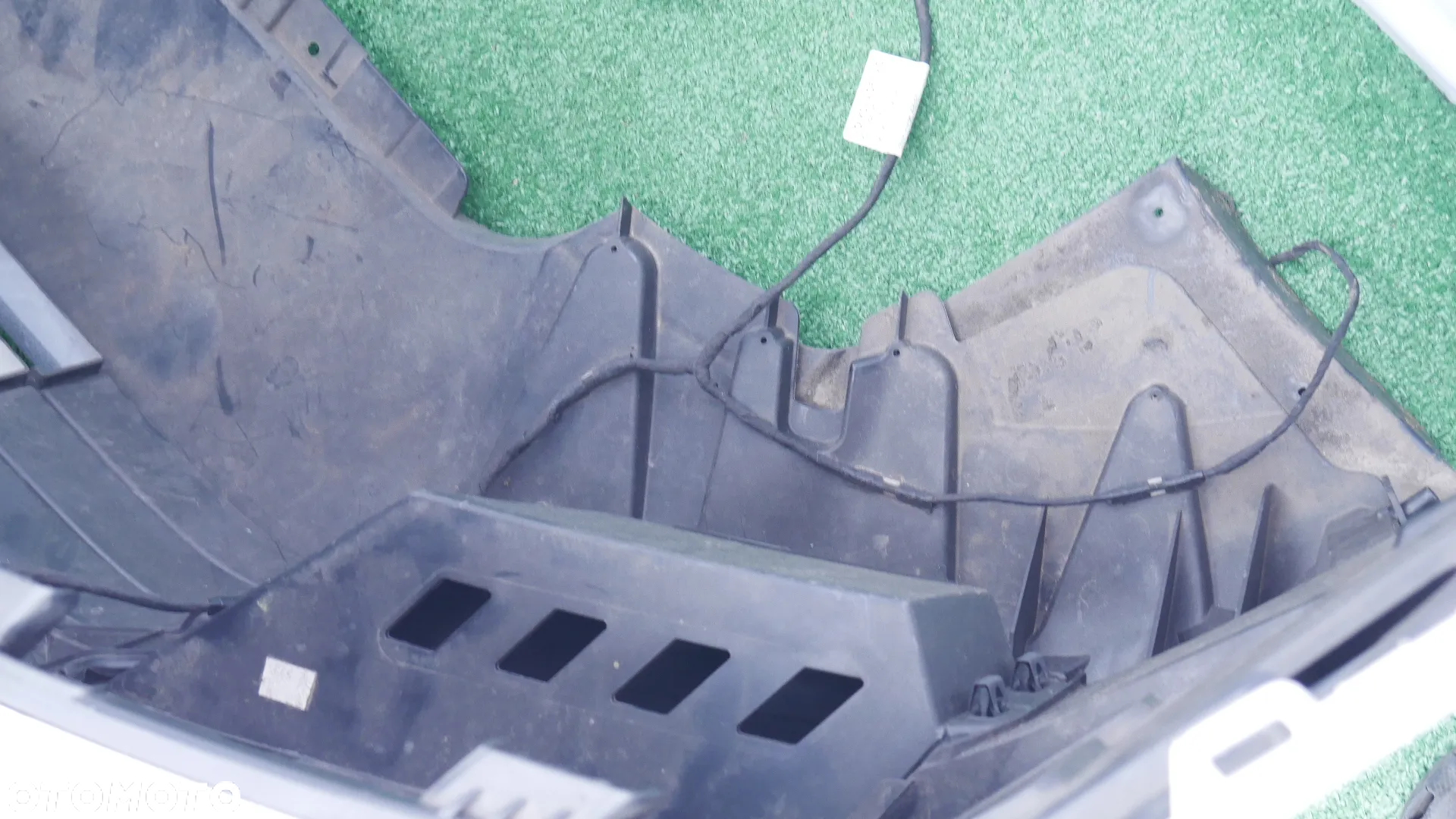 MASKA ZDERZAK GRILL LAMPY BŁOTNIKI PAS PRZEDNI CHODNICE BELKA VW CRAFTER II 2 - 12