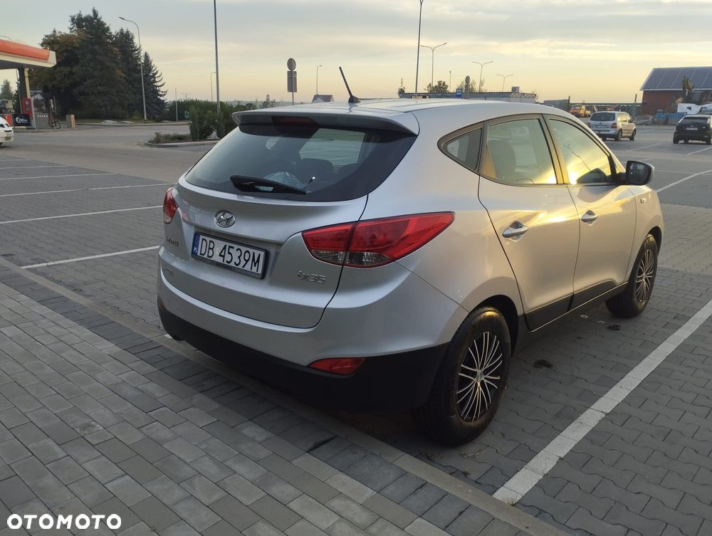 Hyundai ix35 1.6 2WD Fifa World Cup Edition - 3