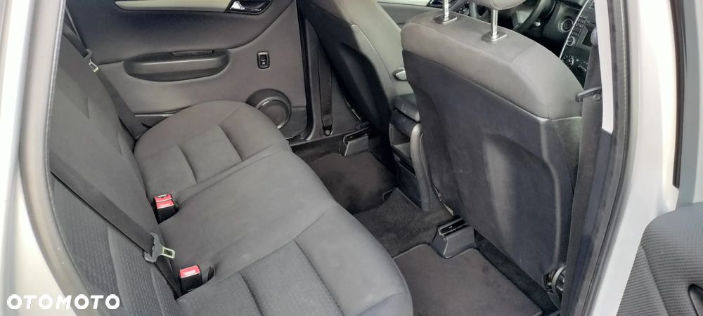 Mercedes-Benz Klasa B 200 CDI - 6