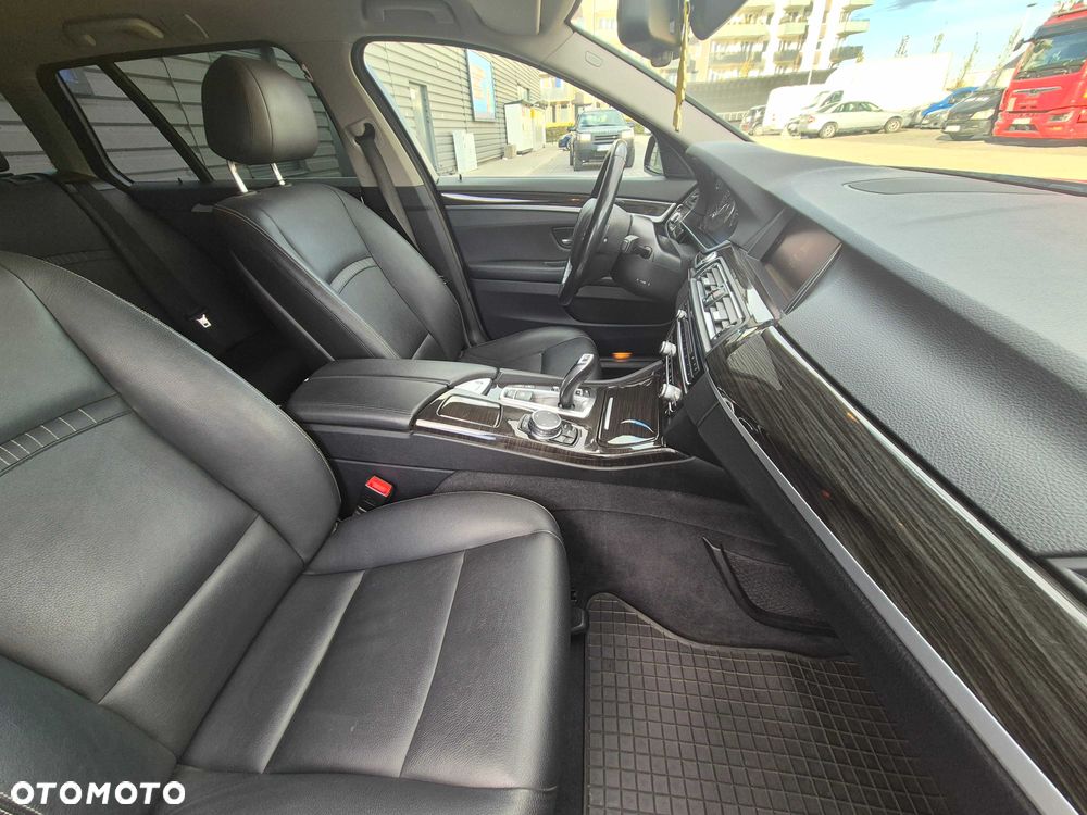 BMW Seria 5 2016 photo 5