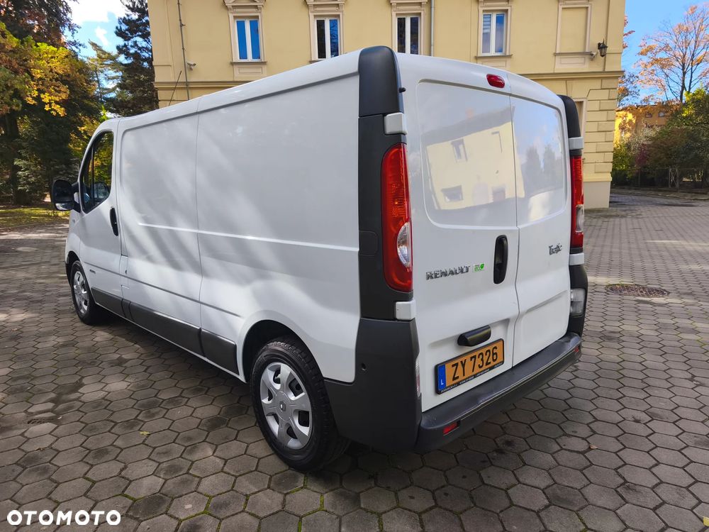 Renault Trafic Long L2H1 2.0dci Klima - 9