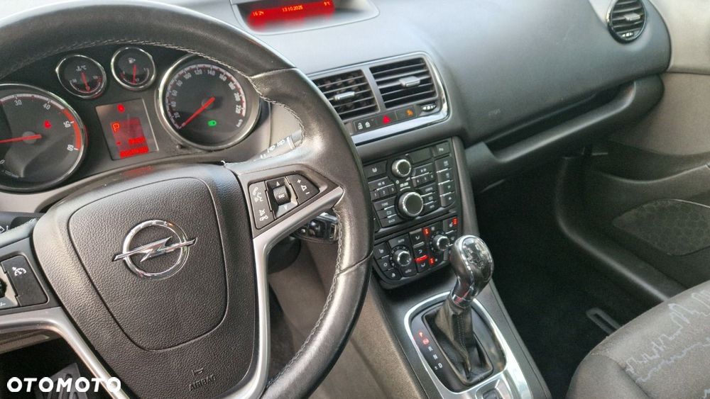 Opel Meriva - 12