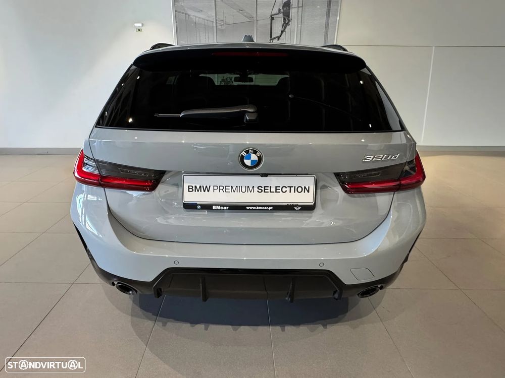 BMW 320 d Pack Desportivo M Auto - 5