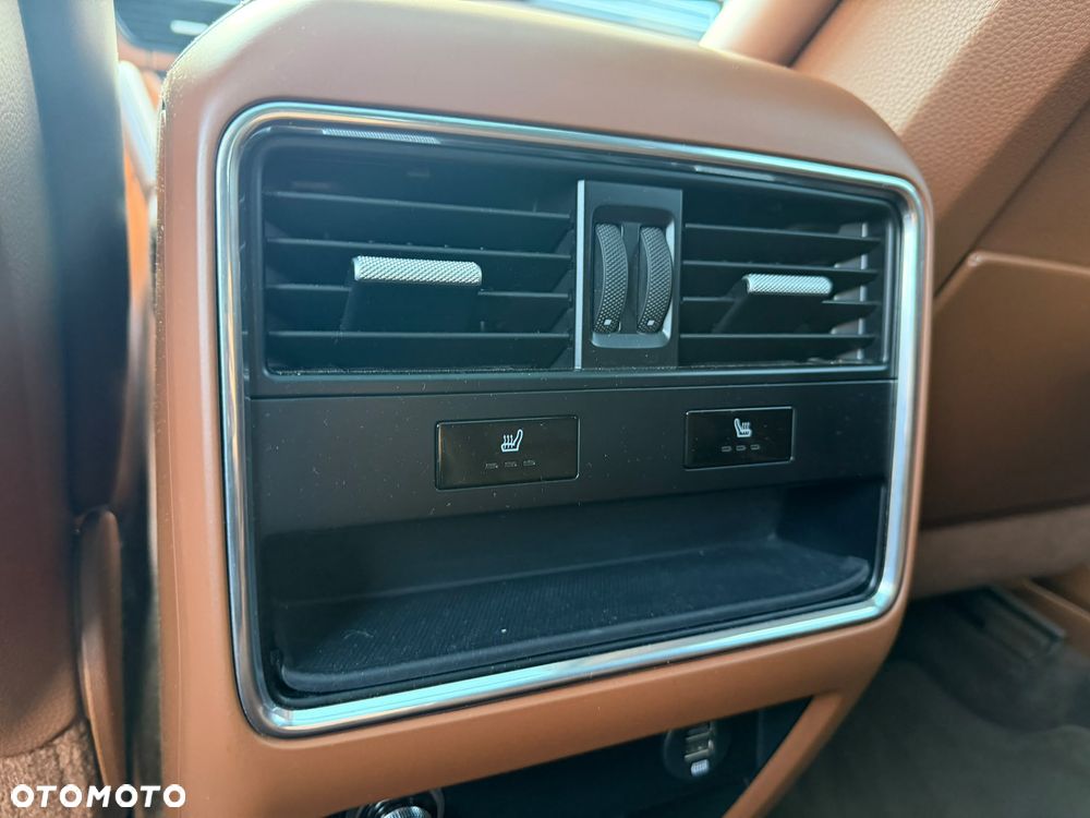 Porsche Cayenne Standard - 19