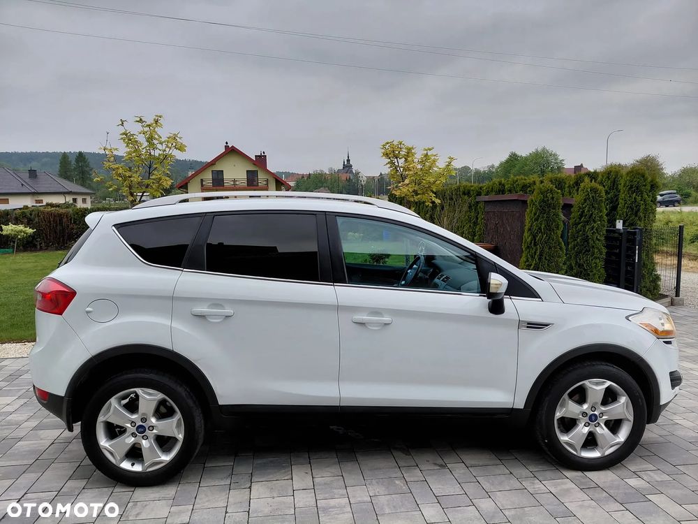 Ford Kuga 2.0 TDCi 2x4 Trend - 2