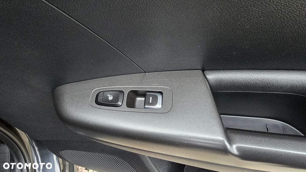 Kia Sportage 1.7 CRDI 2WD Vision - 23