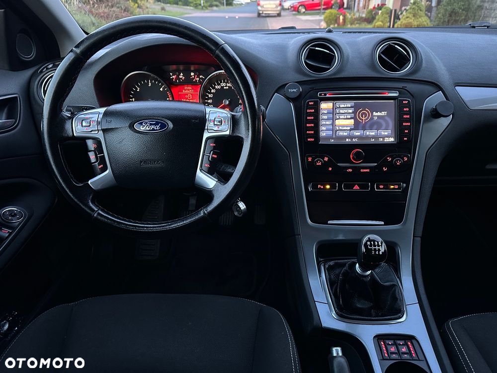 Ford Mondeo 2.0 TDCi Titanium - 24