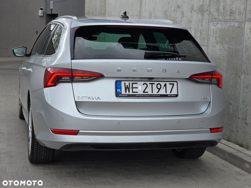 Skoda Octavia 2.0 TDI 4x4 Style DSG - 5