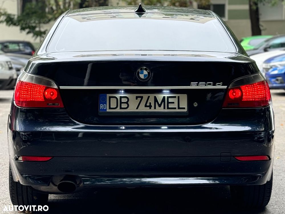 BMW Seria 5 520d - 8