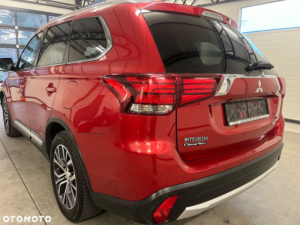 Mitsubishi Outlander 2.0 2WD CVT Diamant Edition+ - 23