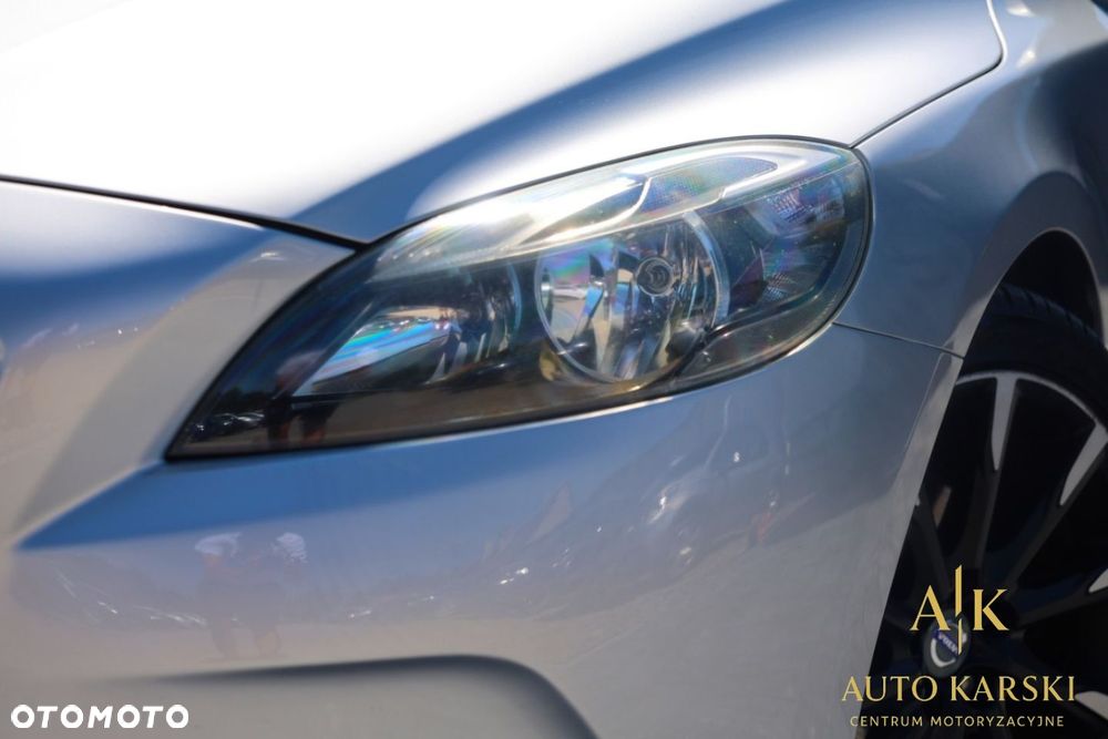 Volvo V40 - 6