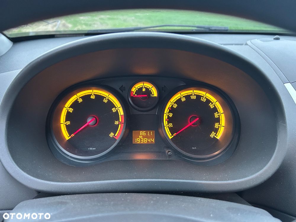 Opel Corsa 1.2 16V Enjoy - 14