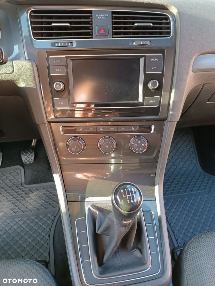 Volkswagen Golf 1.4 TSI BMT Comfortline - 6