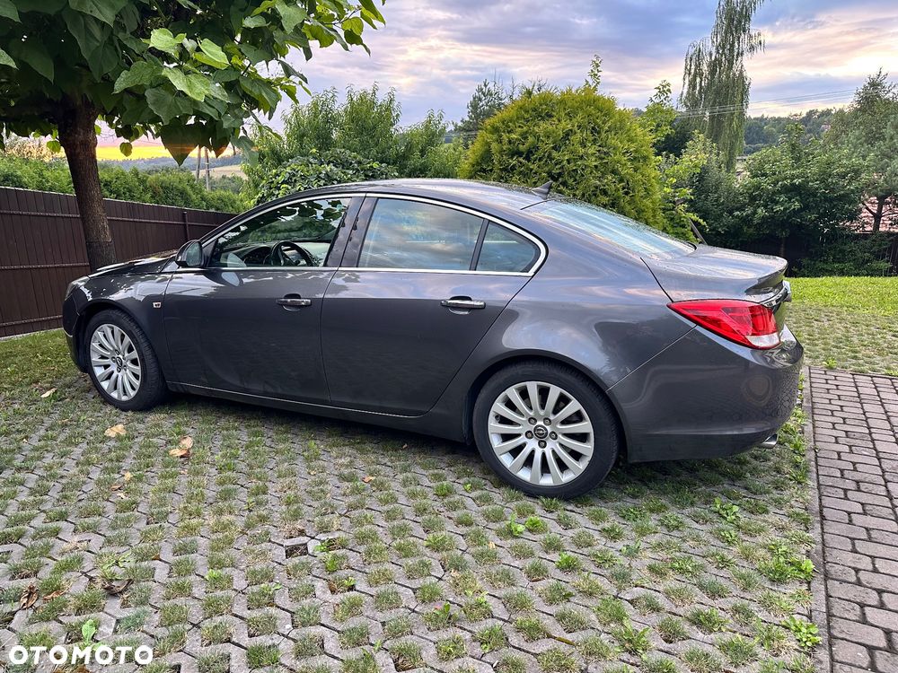 Opel Insignia 2.0 T Cosmo - 4
