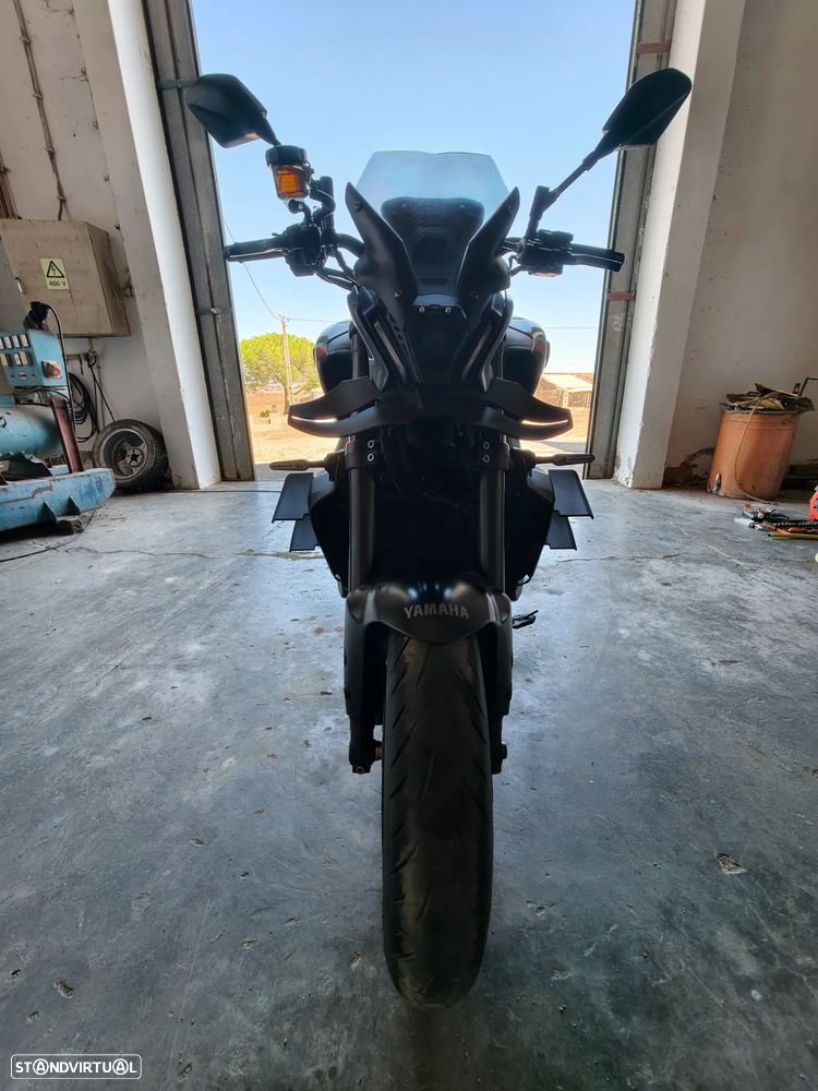Yamaha MT-09 - 4