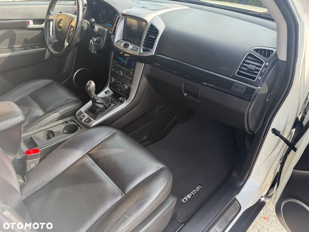 Chevrolet Captiva 2.2 TD AWD LTZ - 31