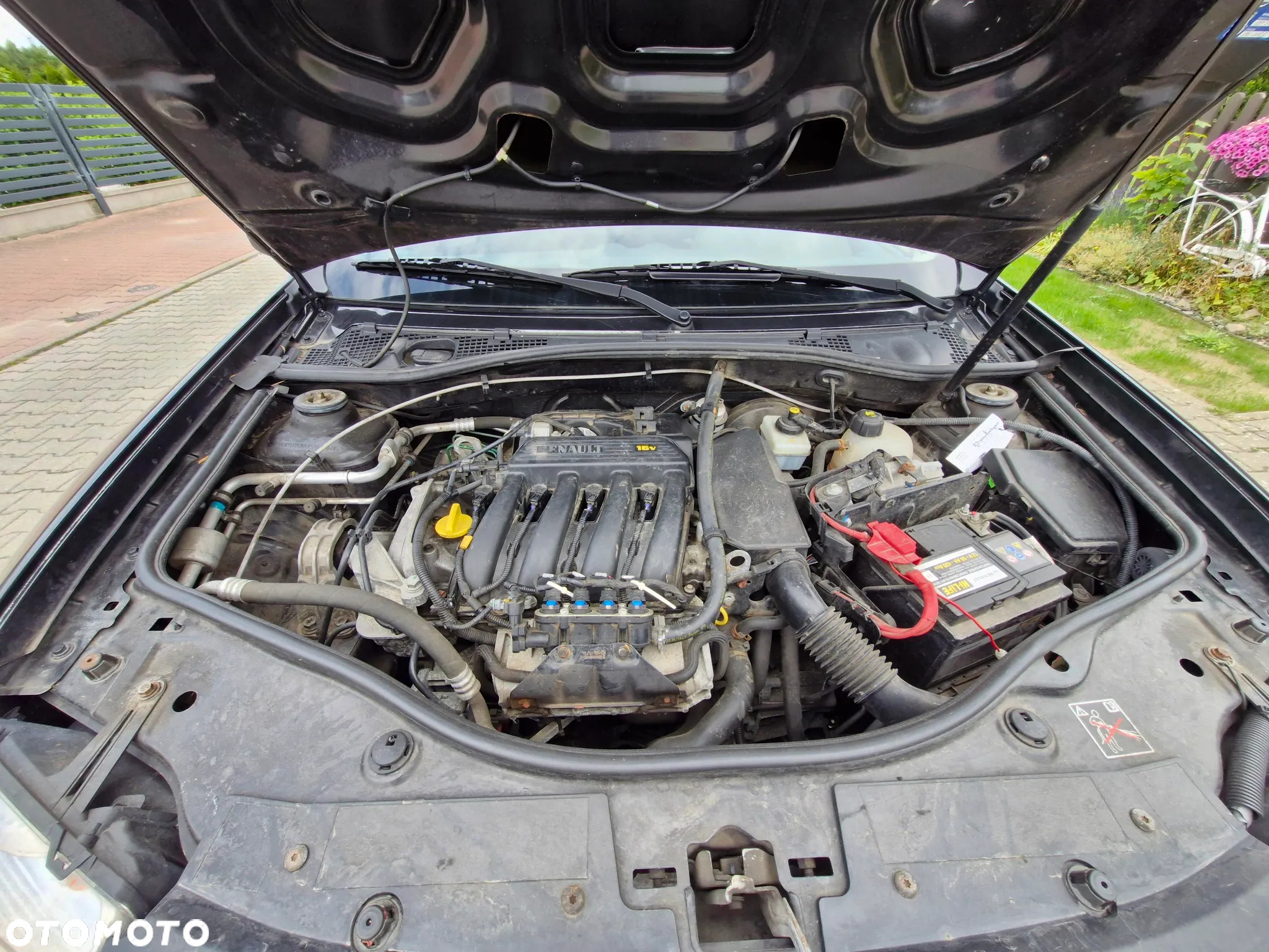 Dacia Duster 1.6 16V 4x2 Prestige - 30