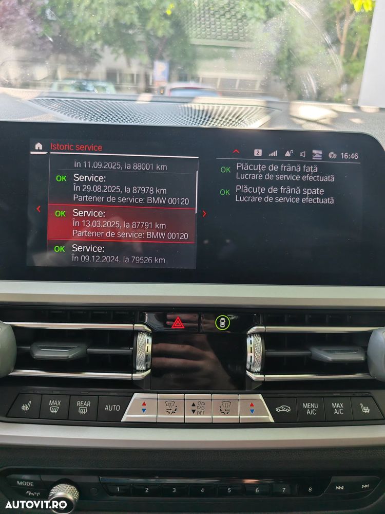 BMW Seria 3 320i AT - 14
